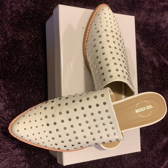 Rider girl studded Mules. I just bought 2 many shoes. All items R Boutique - Picture 4 of 5